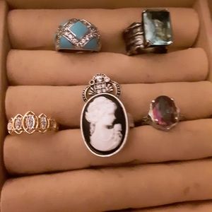 Womens Costume Jewlery